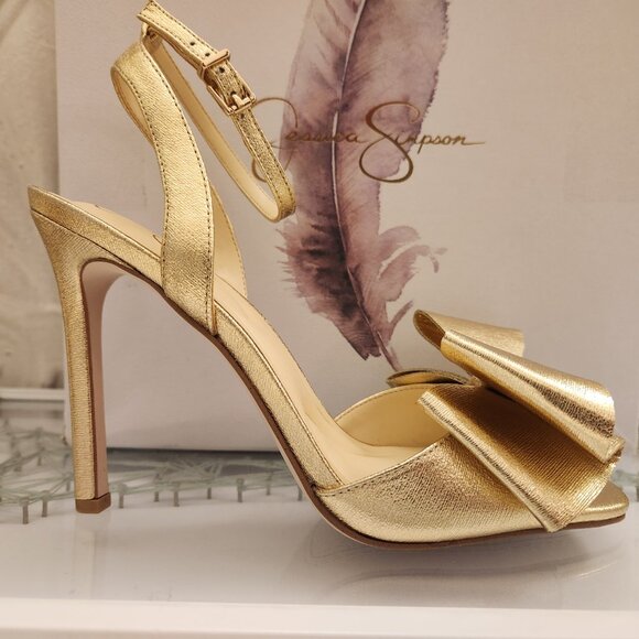 Jessica Simpson Gold "Olivine" Bow Heeled sandals. Customer return. NIB. 8.5 - Picture 4 of 12